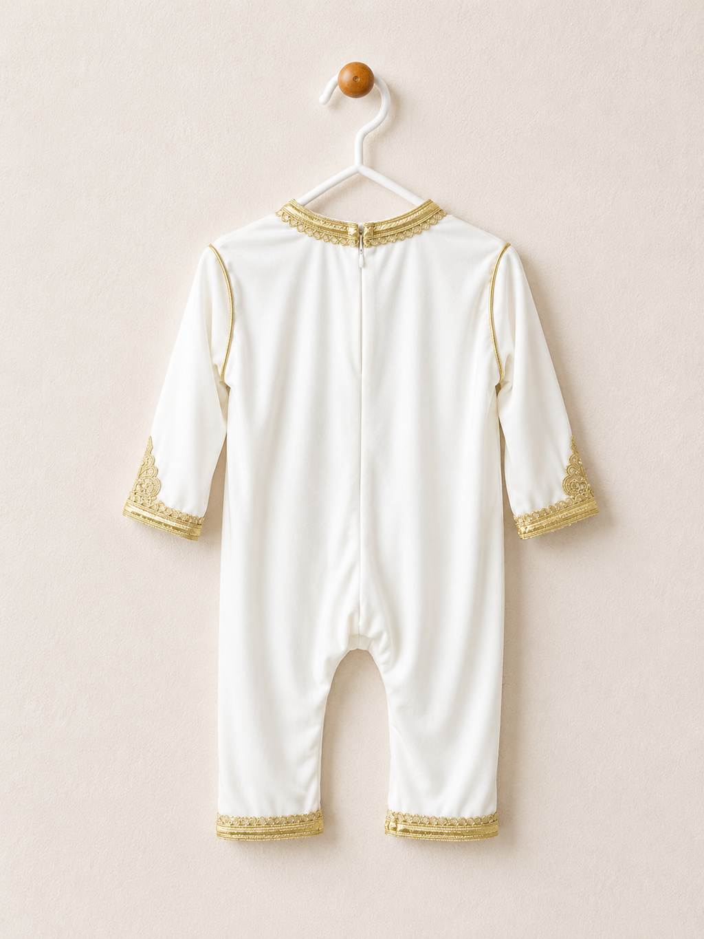 Grenouillère Caftan blanche en velours.